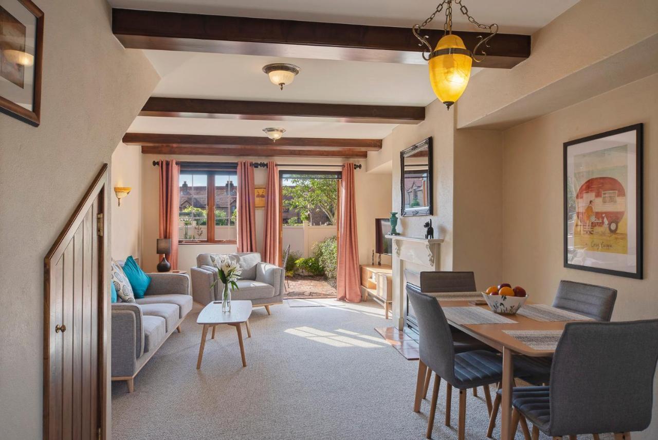 The Village Green Apartment نيلسون المظهر الخارجي الصورة